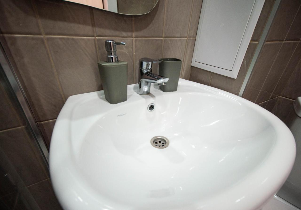 Lesi 3 Studio Apartment Kiev Extérieur photo